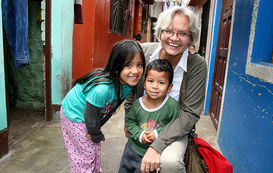  Besuch der Ursulinenschulen in Peru